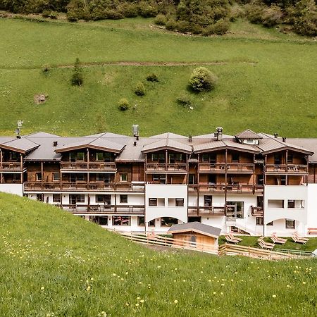Hotel Almina Racines Eksteriør bilde